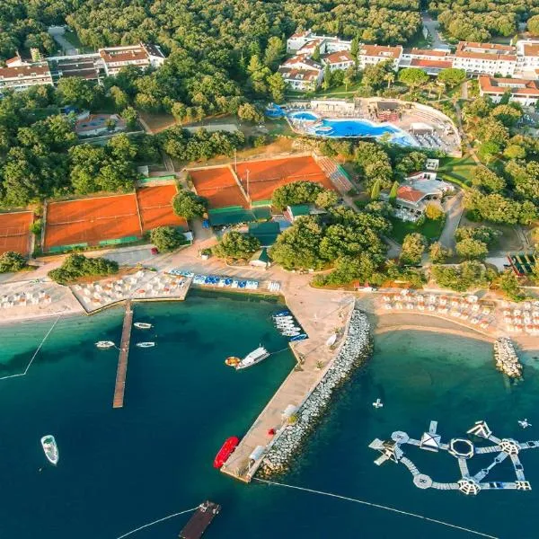 Valamar Tamaris Resort，位于Babići的酒店