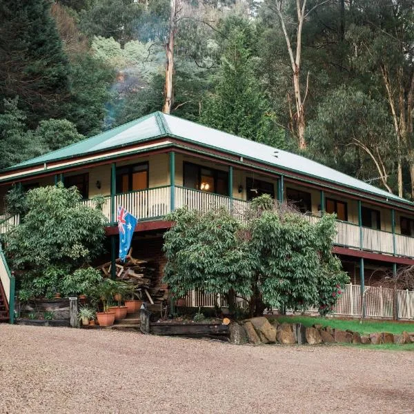Rustic Refuge Guesthouse，位于Mount Evelyn的酒店