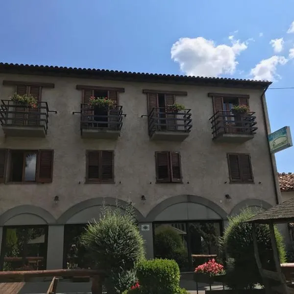 全景酒店，位于Camporgiano的酒店
