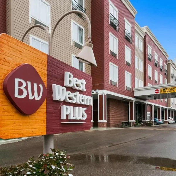 Best Western Plus Chateau Inn Sylvan Lake，位于西尔万湖的酒店