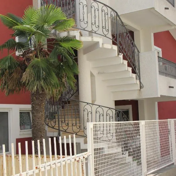 Apartments Durutović，位于巴尔的酒店