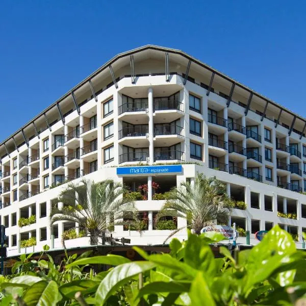 曼特拉滨海酒店，位于凯恩斯的酒店