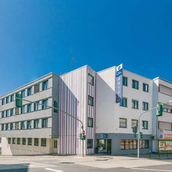 皮尔马森斯贝斯特韦斯特城市酒店，位于Thaleischweiler-Fröschen的酒店