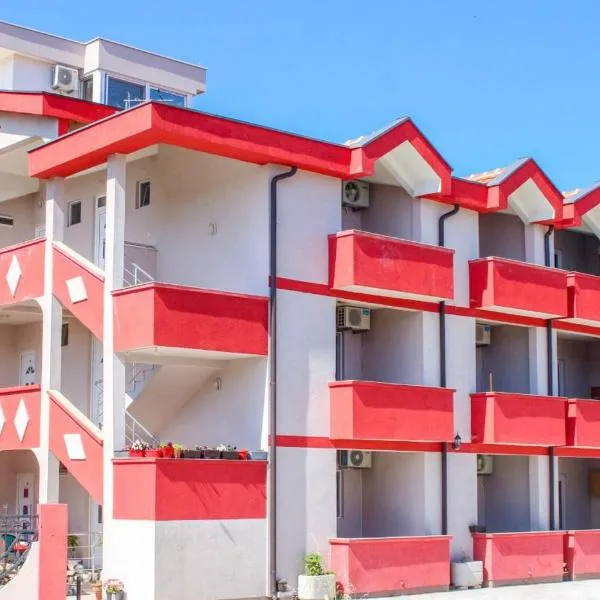 Friendly House，位于乌尔齐尼的酒店