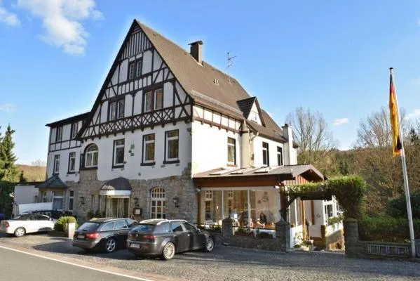 Bielefelder Berghotel zum Stillen Frieden，位于Lipperreihe的酒店