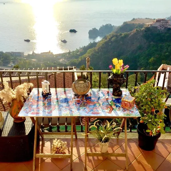 Maison belle Vue，位于陶尔米纳的酒店