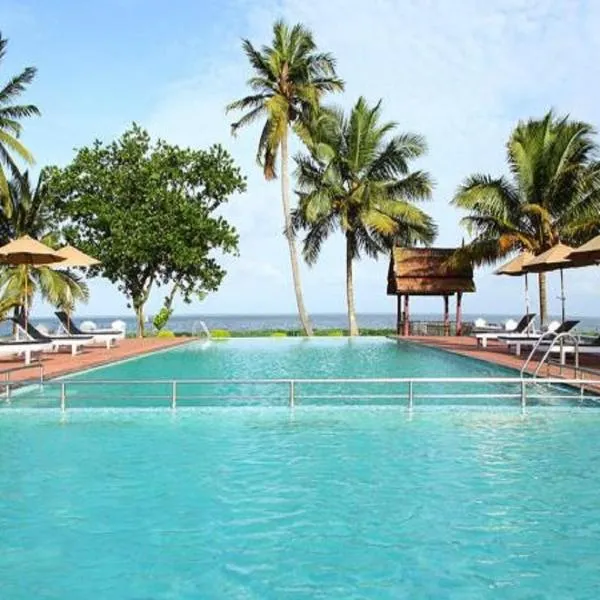 阿巴德维斯普林棕榈酒店，位于库玛拉孔的酒店