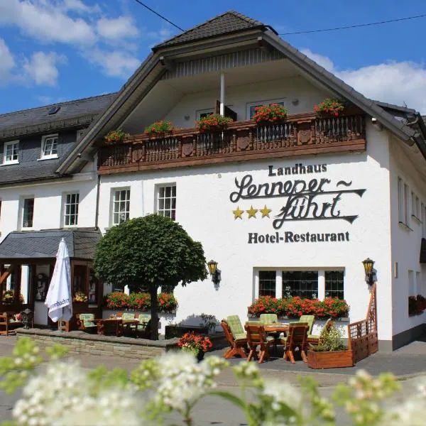 林佩福特兰德豪斯旅馆，位于Oberhundem的酒店