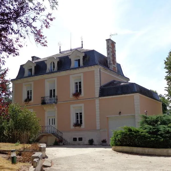La Maison Ribotteau，位于Moussac-sur-Vienne的酒店