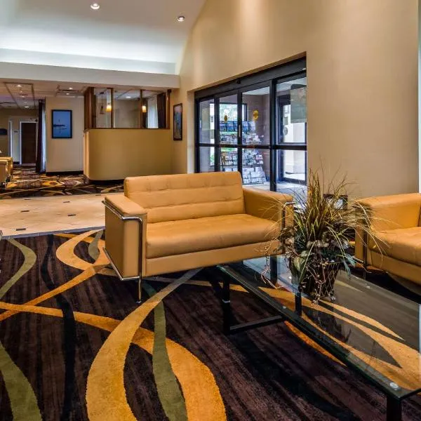 Best Western Galleria Inn & Suites，位于奇克托瓦加的酒店