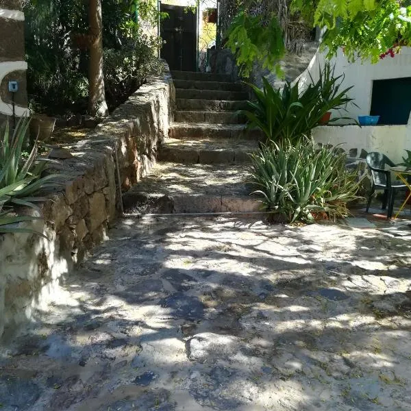 Casa Mamánena，位于Playa de Tasarte的酒店