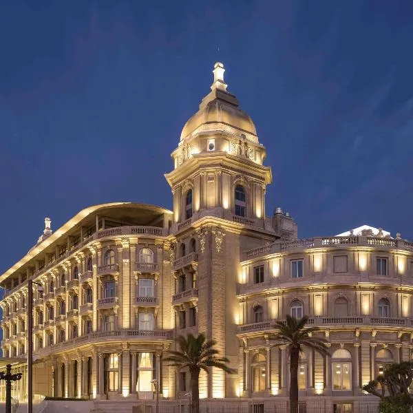 蒙得维的亚卡拉斯科赌场和SPA中心索菲特酒店，位于Joaquín Suárez的酒店