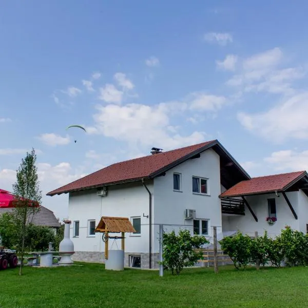 Hanzi Holiday Home，位于Mozirska Koča的酒店