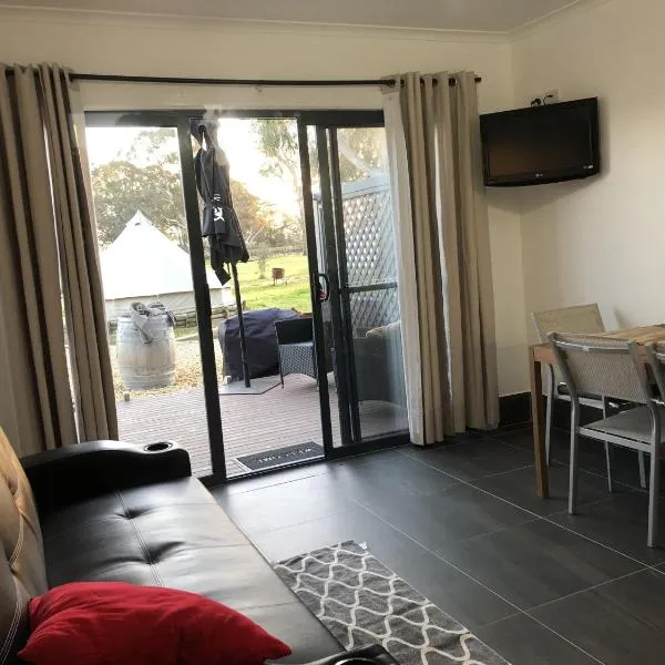 Coonawarra Ensuite Unit B，位于库纳瓦拉的酒店