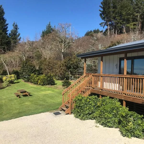 Terraced Chalets，位于Tasman的酒店