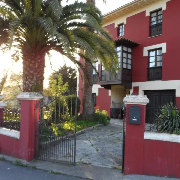 坎普之家乡村民宿，位于Cabaña Derecho的酒店