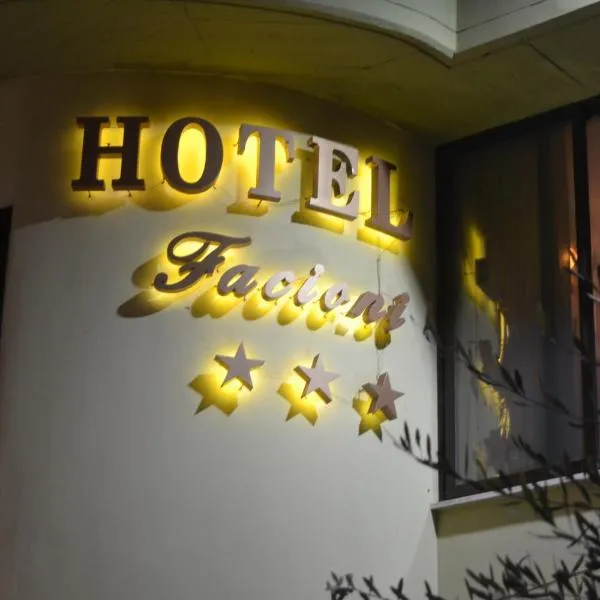 法西奥尼酒店，位于波梅齐亚的酒店