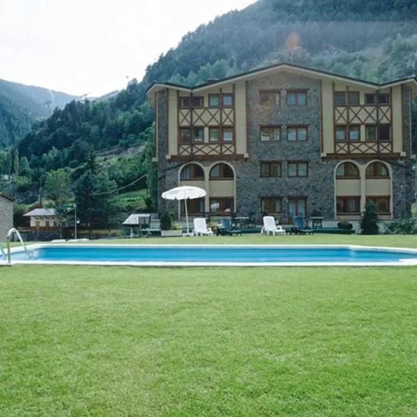 维尔杜小屋酒店，位于阿林萨尔的酒店
