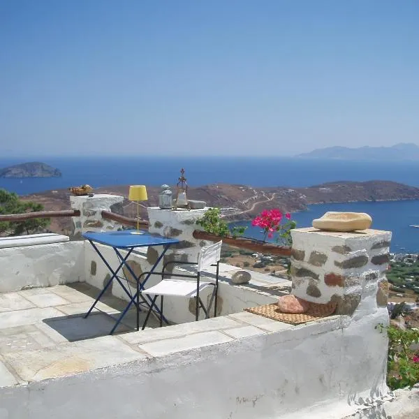 Traditional stone house with breathtaking view，位于Alona的酒店