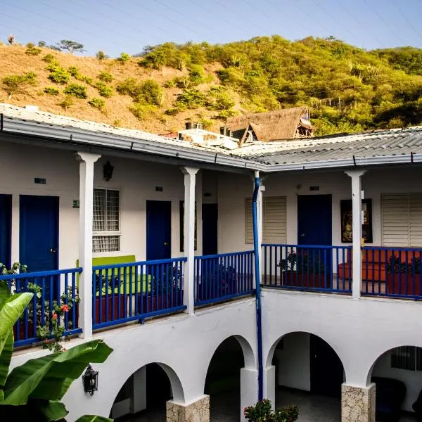 La Ballena Azul Hotel，位于塔甘加的酒店