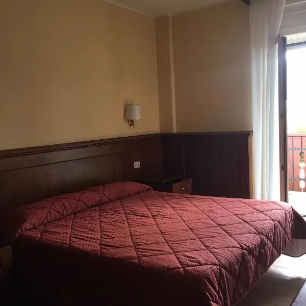 体育竞技酒店，位于罗卡拉索的酒店