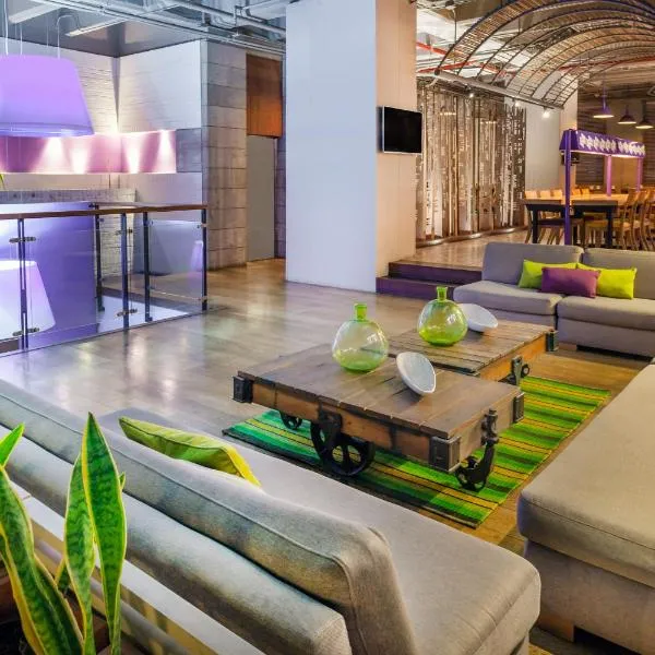 Hotel Bari Bucaramanga By OxoHotel，位于布卡拉曼加的酒店