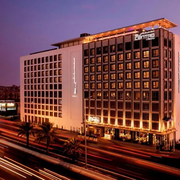 Centro Salama Jeddah by Rotana，位于Az Zahrāʼ的酒店