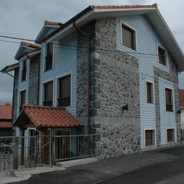 托瑞玛尔公寓公寓酒店，位于伊斯拉的酒店