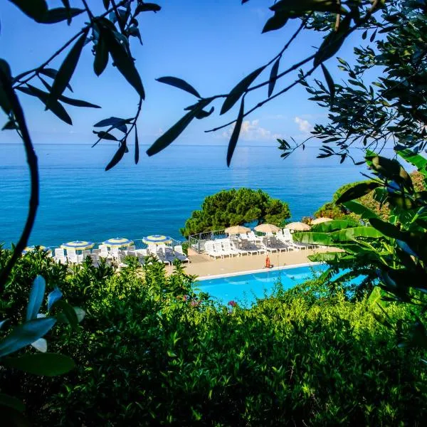 Lido Paradiso Resort，位于Foria的酒店