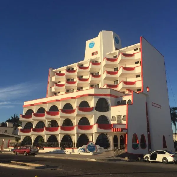 Hotel Essen's，位于Los Cerritos的酒店