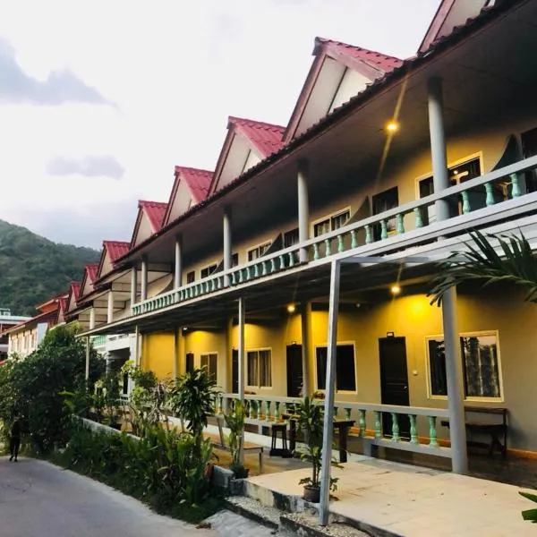 Petit Suncliff Resort，位于哈林海滩的酒店