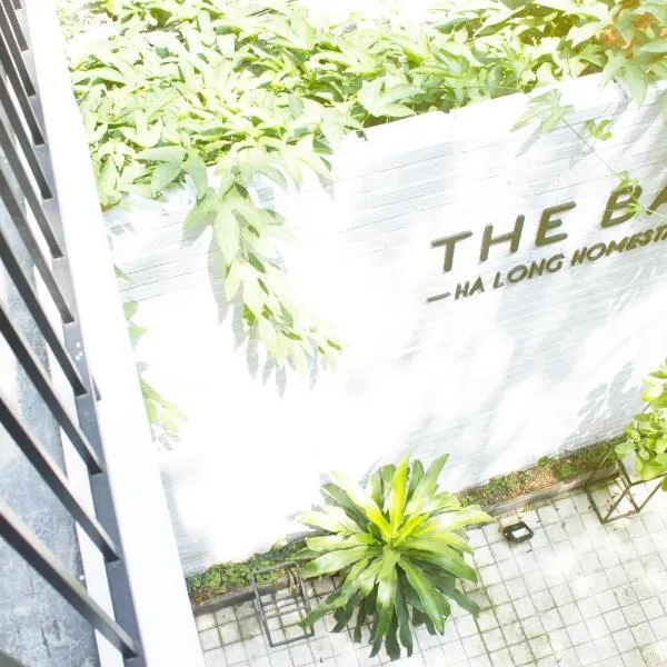 The Bay - Ha Long Homestay，位于下龙湾的酒店