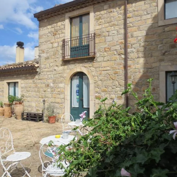 La Carretteria Guest house，位于Mistretta的酒店
