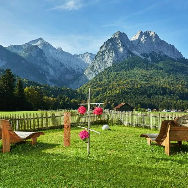 Boutique Hotel Längenfelder Hof，位于格赖瑙的酒店