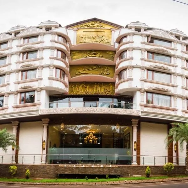 Hotel Grace Majestic，位于Siroda的酒店