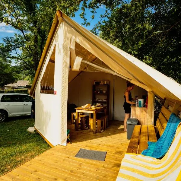 Camping le Pré Morjal，位于Ispagnac的酒店