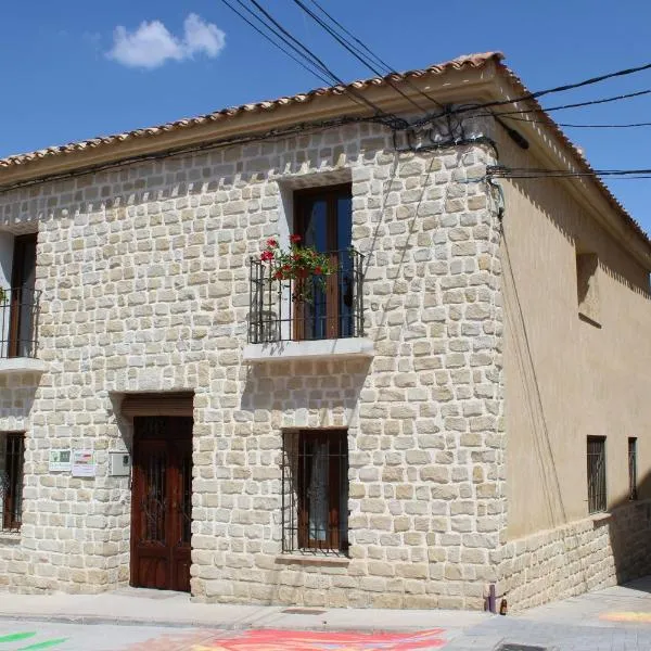 Casa Rural Los Montones，位于Zarra的酒店