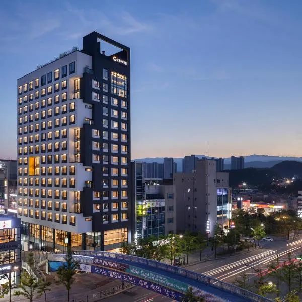 Gangneung City Hotel，位于Kosŏng-dong的酒店