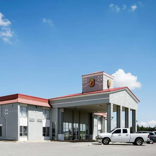 艾克城速8酒店，位于埃尔克城的酒店
