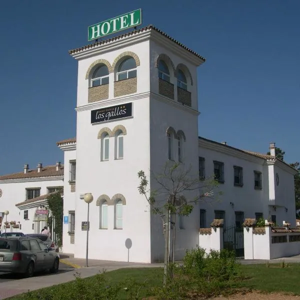 雄鸡庄园酒店，位于Hozanejos的酒店