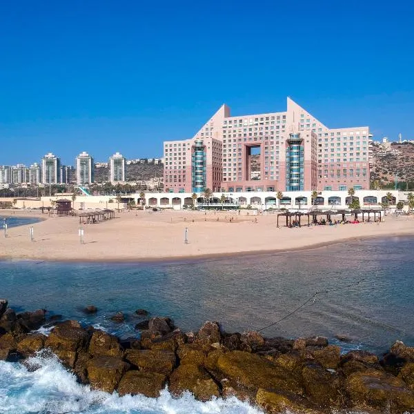 Almog Haifa Israel Apartments מגדלי חוף הכרמל，位于Megadim的酒店