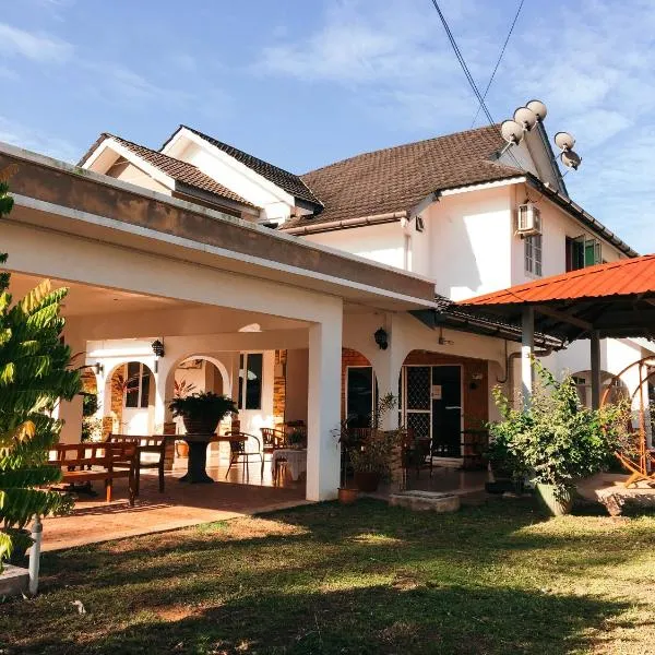 苏拉宾馆，位于Kampong Dusun Besar的酒店