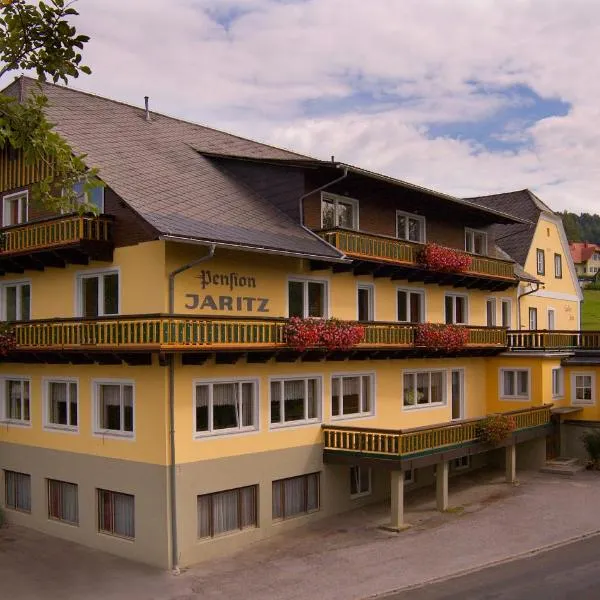 亚瑞兹酒店，位于泰哈姆山麓弗拉德尼茨的酒店