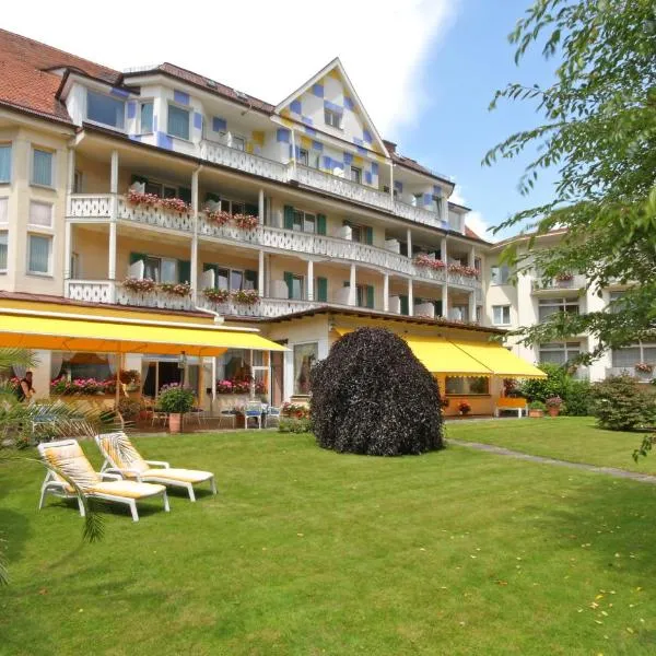 维特尔斯巴赫尔瑞诗高级酒店，位于厄茂的酒店