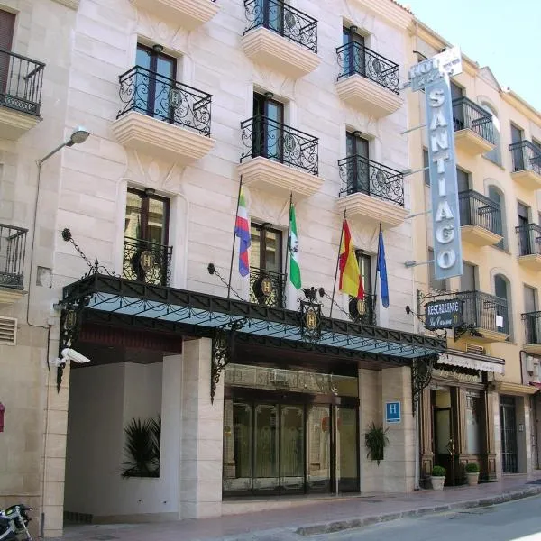 圣地亚哥酒店，位于利纳雷斯的酒店