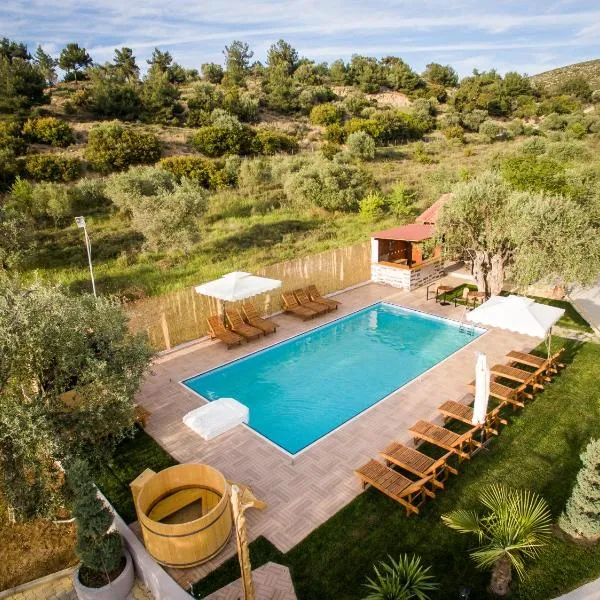 米索斯简易别墅公寓，位于波托什的酒店