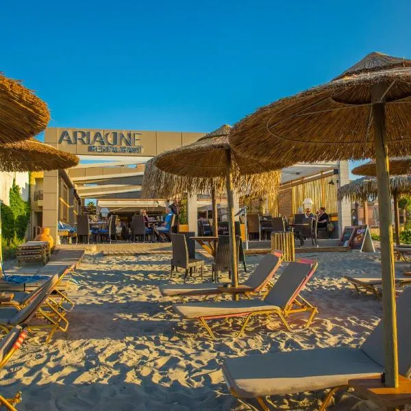 Ariadne Beach，位于普拉塔尼亚斯的酒店