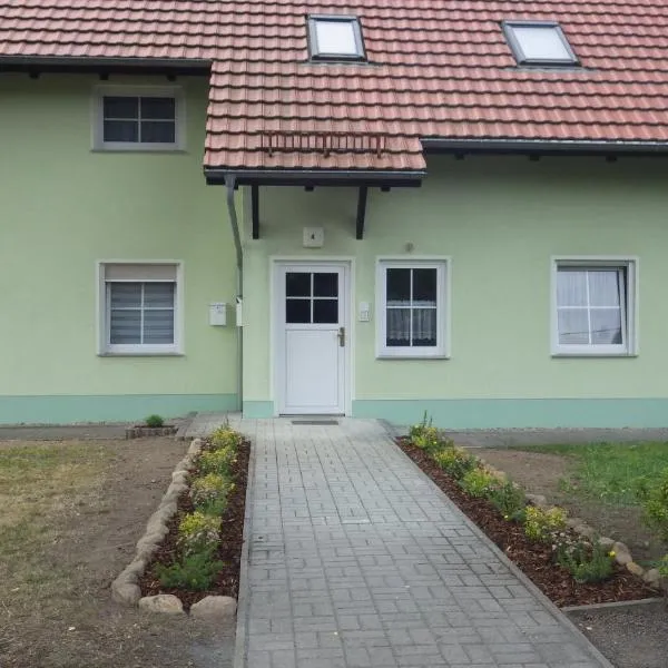 Ferienwohnung am großen Stein，位于Ebersbach Sachsen的酒店