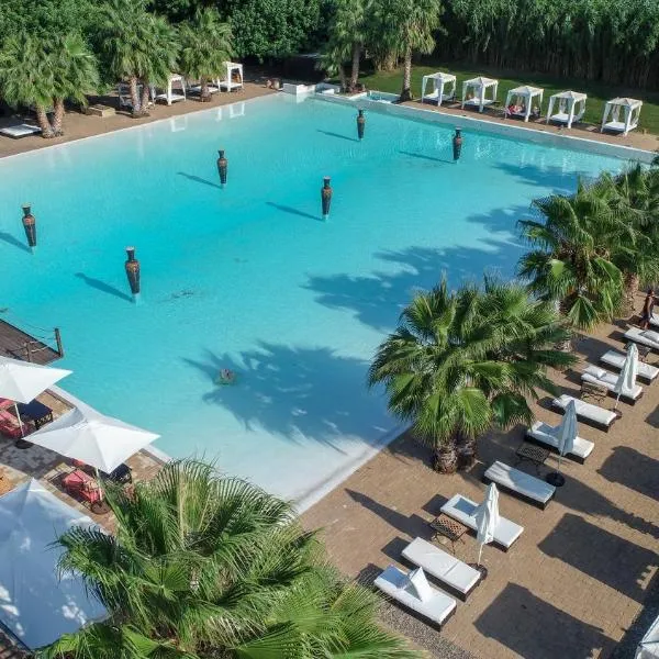 露西娅乔凡尼马塞里亚酒店及水疗中心，位于圣卡塔尔多的酒店