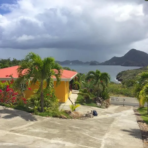 Résidence COCO D'ILES gite COCO A L'EAU，位于下岛的酒店